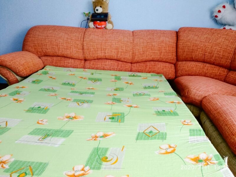 Продаю диван с креслом
